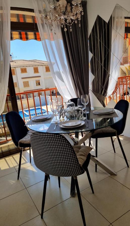 Sunny Apartament Near La Mata Beach Торевиеха Екстериор снимка