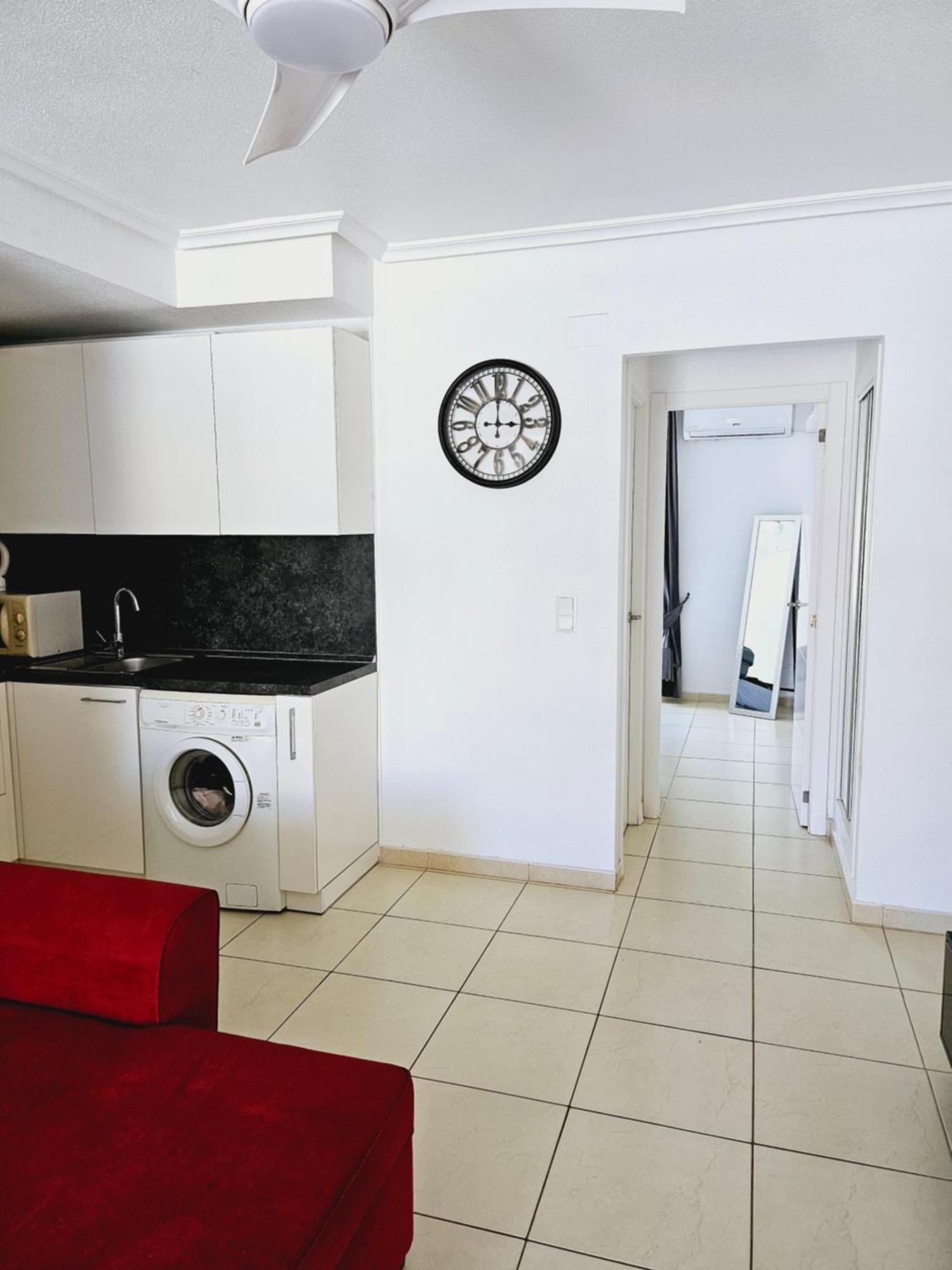 Sunny Apartament Near La Mata Beach Торевиеха Екстериор снимка