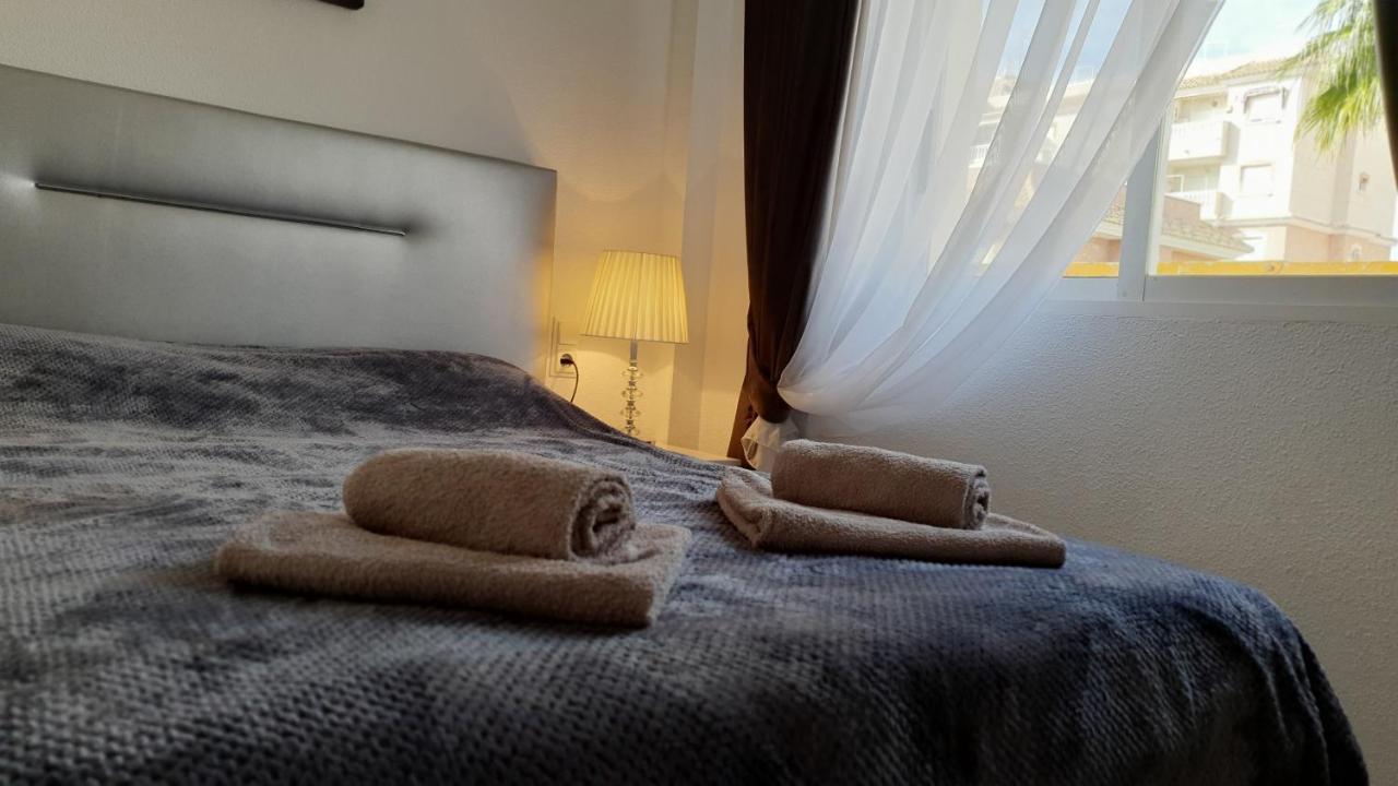 Sunny Apartament Near La Mata Beach Торевиеха Екстериор снимка